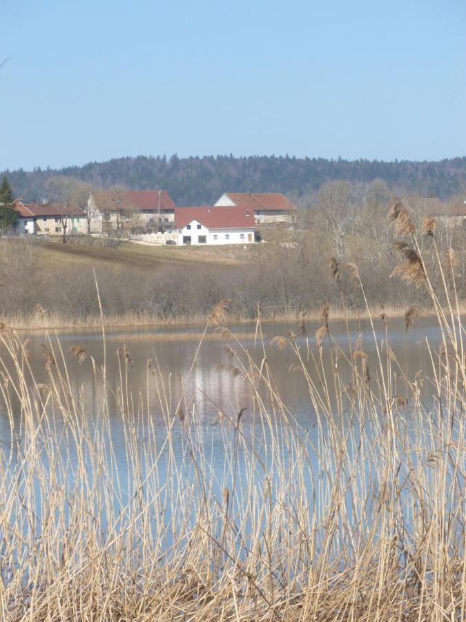 L'Esca'Lac Grande-Riviere Chateau Buitenkant foto